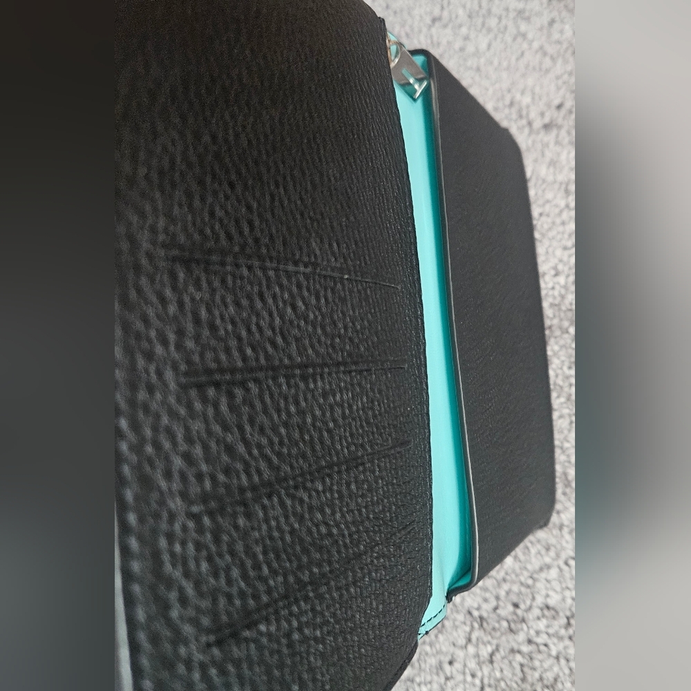 Tiffany Wallet - Picture 3 of 10